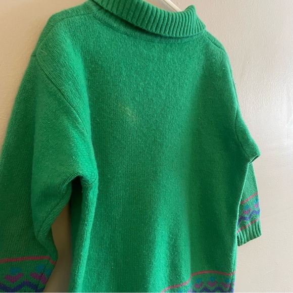 *Rare* Vintage O12 Benetton Wool 3/4 Sleeve Sweater w Chipmunk Characters - Picture 11 of 16